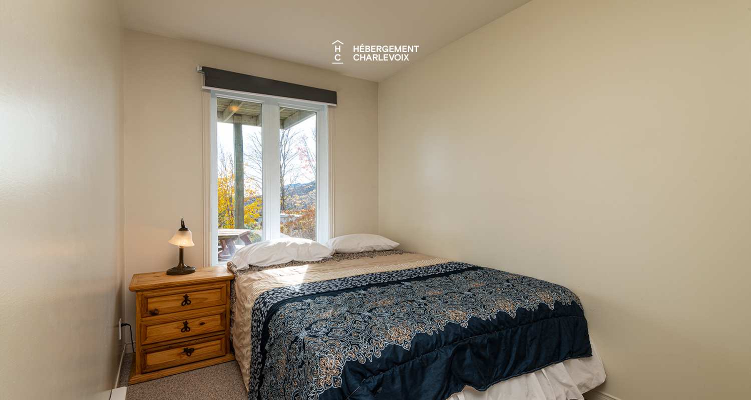 VER-2 (Bas) - A chalet halfway between the mountains and the city